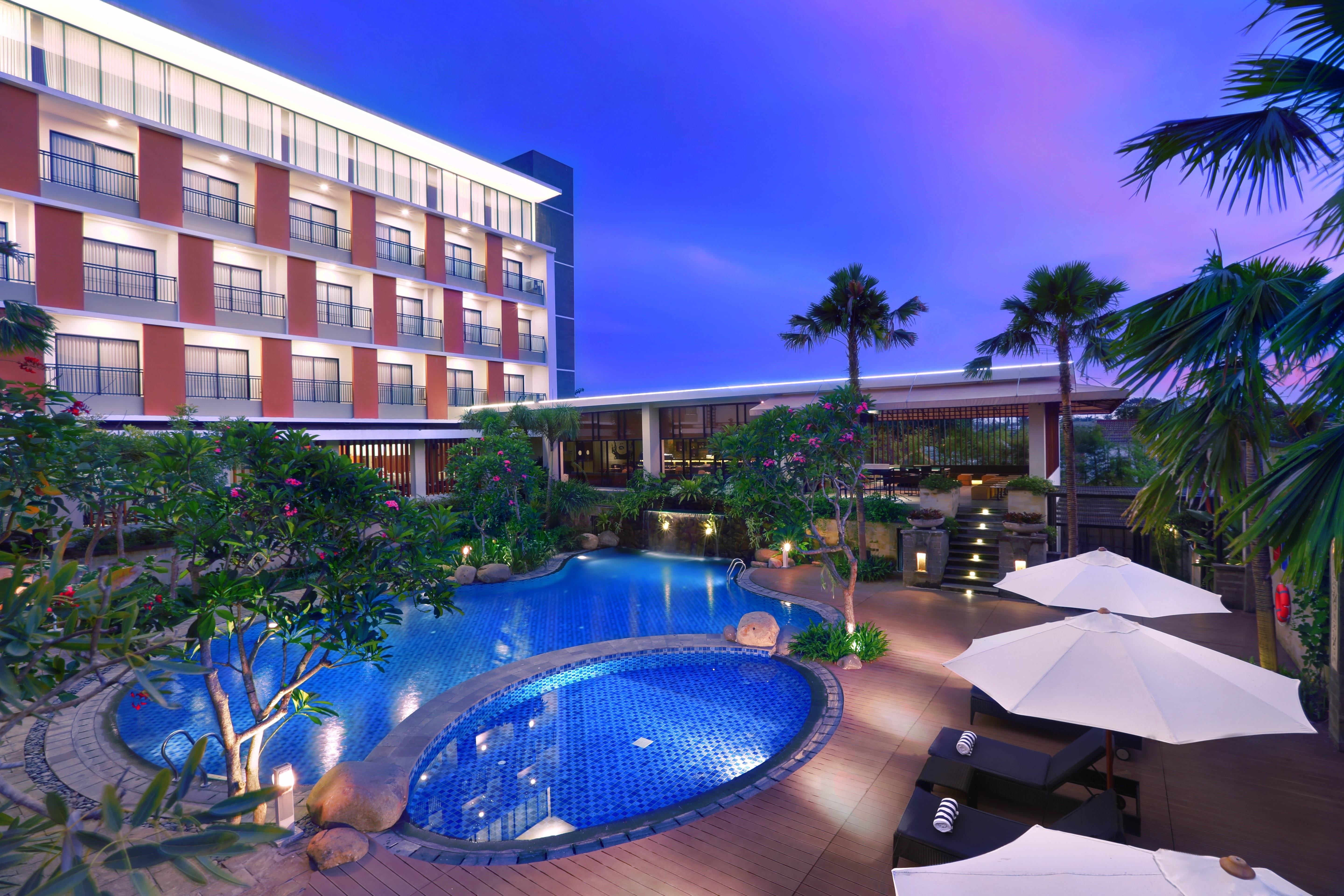 Aston Bojonegoro City Hotel Екстериор снимка
